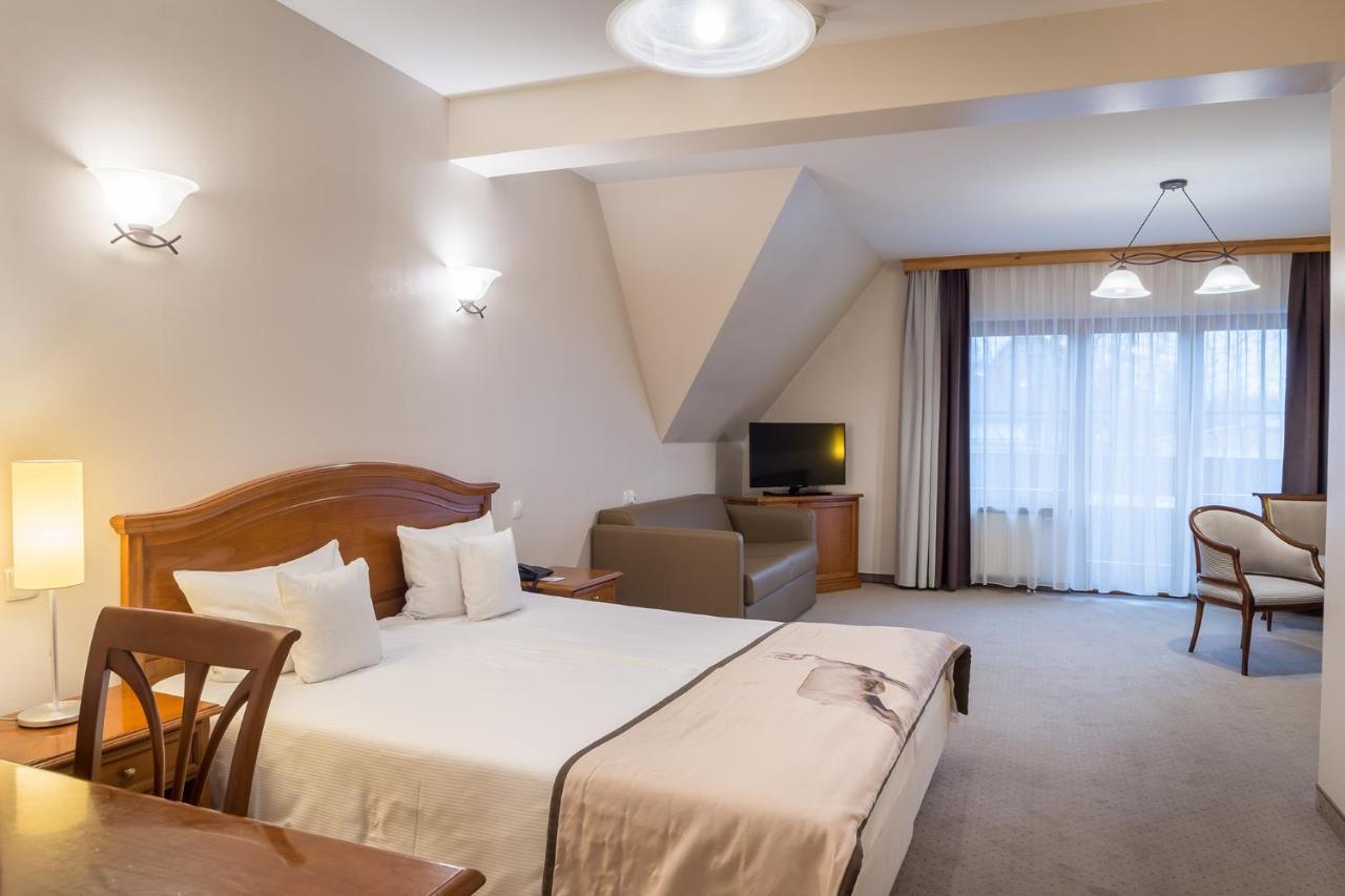 Hotel Nosalowy Dwor Zakopane Kültér fotó